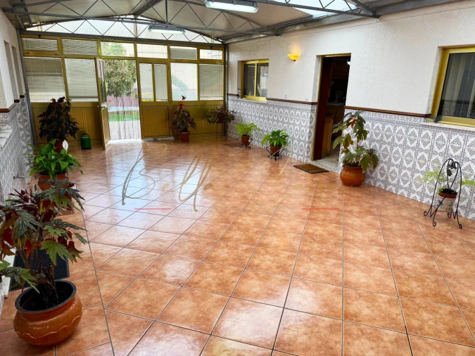 Moradia T4 para Venda em Branca Foto 13