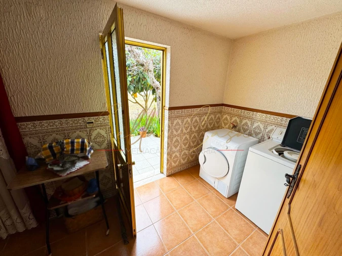 Moradia T4 para Venda em Branca Foto 38