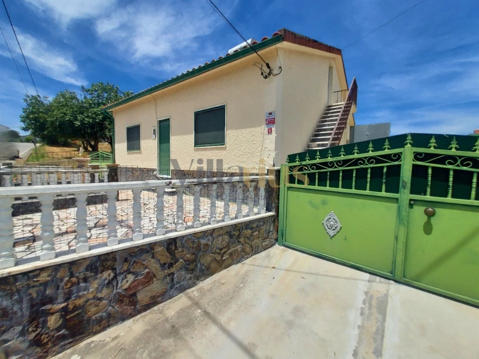 Moradia T2 para Venda em Madalena e Beselga Foto 2