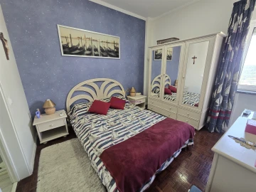 Apartamento T6 para Venda em Campolide