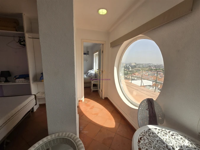 Apartamento T6 para Venda em Campolide Foto 48