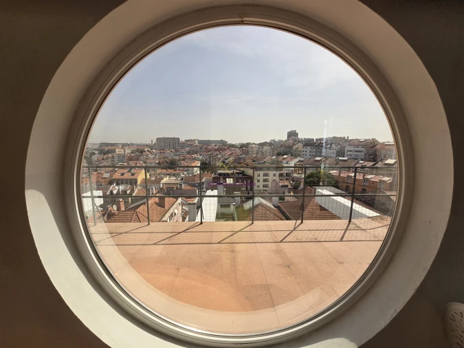 Apartamento T6 para Venda em Campolide Foto 47