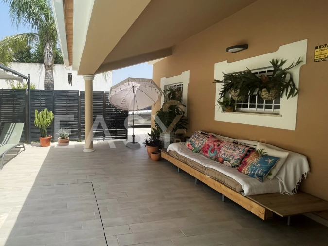 Moradia T4 para Venda em Albufeira e Olhos de Água Foto 48