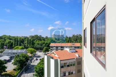 Apartamento T2 para Arrendamento em Lordelo do Ouro e Massarelos