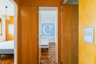 Apartamento T2 para Arrendamento em Lordelo do Ouro e Massarelos