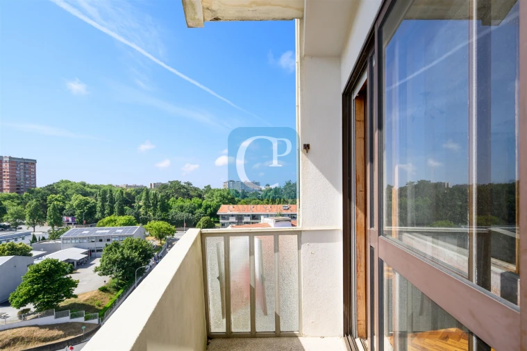 Apartamento T2 para Arrendamento em Lordelo do Ouro e Massarelos Foto 24