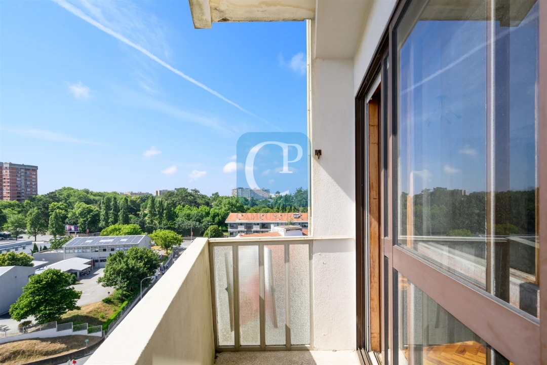 Apartamento T2 para Arrendamento em Lordelo do Ouro e Massarelos Foto 24