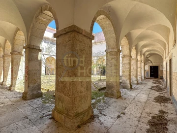 Prédio para Venda em União das Freguesias de Setúbal