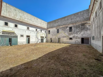 Prédio para Venda em União das Freguesias de Setúbal