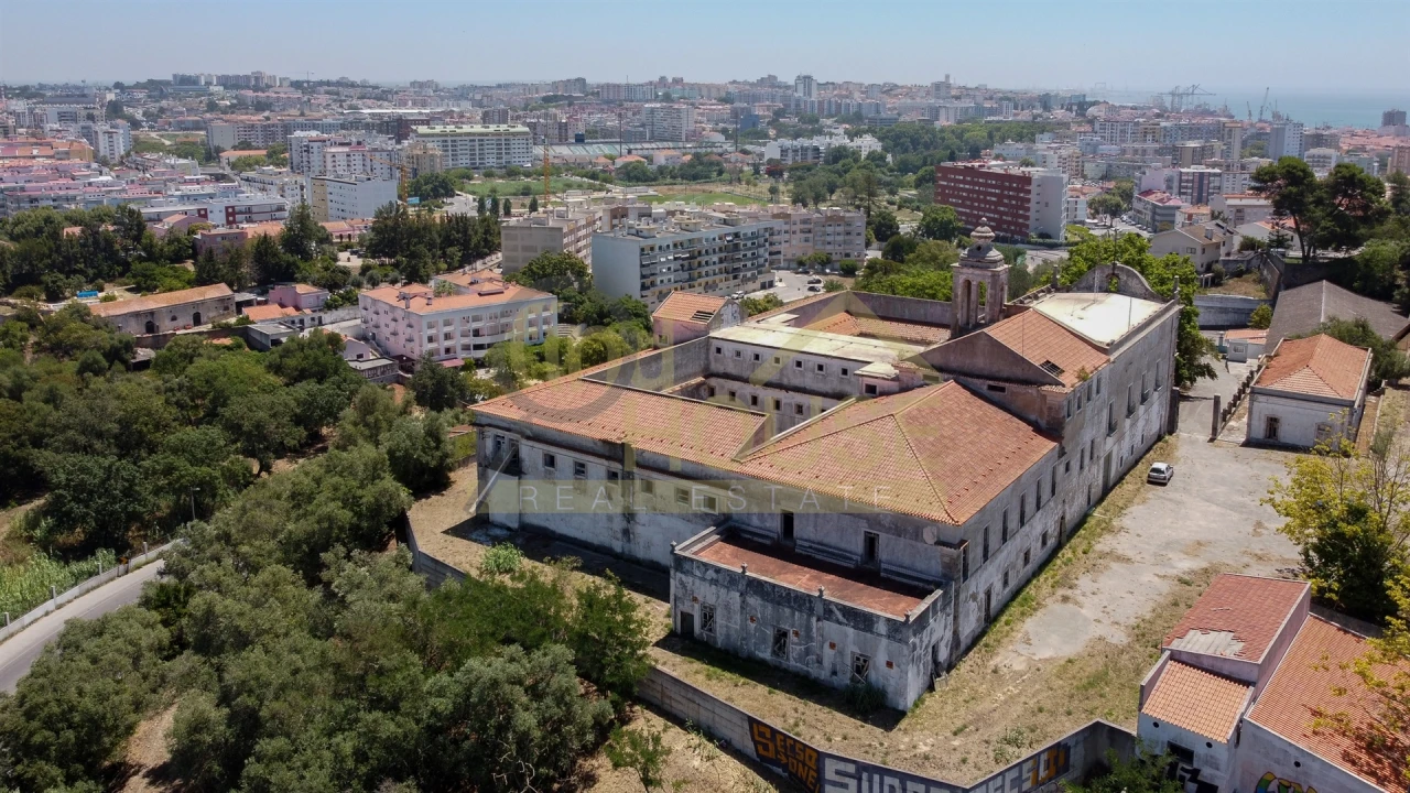 Prédio para Venda em União das Freguesias de Setúbal Foto 3