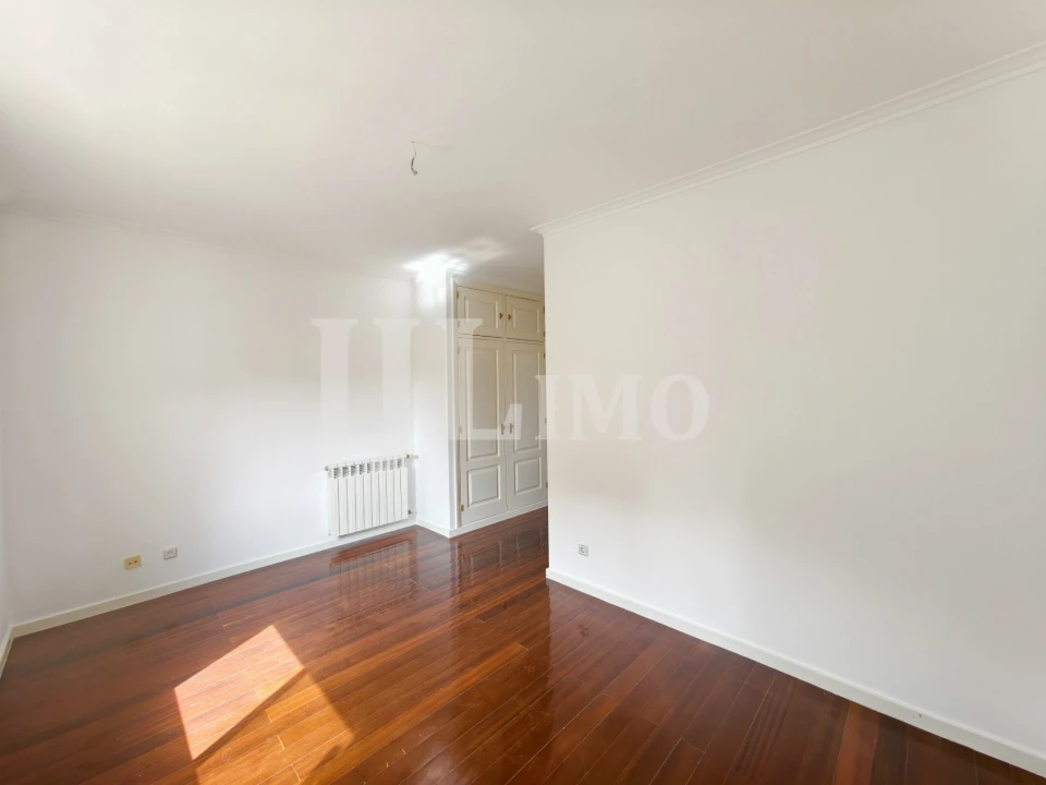 Apartamento T4 para Venda em Cascais e Estoril Foto 39