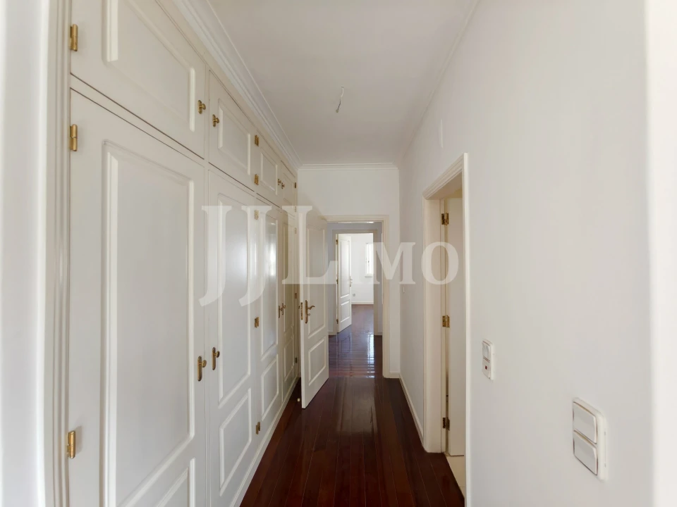 Apartamento T4 para Venda em Cascais e Estoril Foto 41