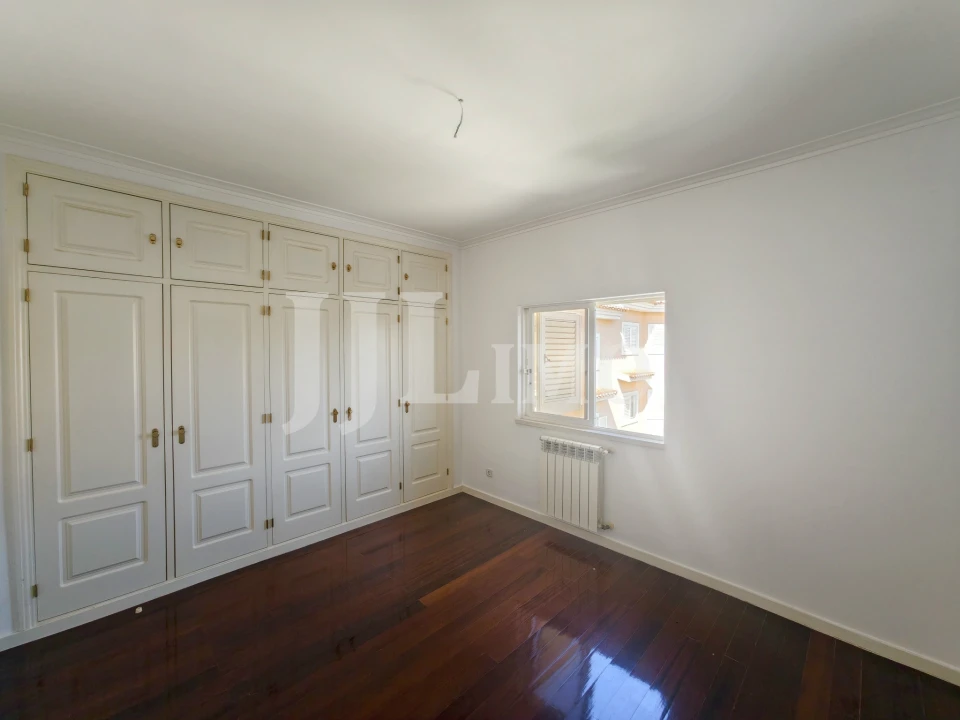 Apartamento T4 para Venda em Cascais e Estoril Foto 33