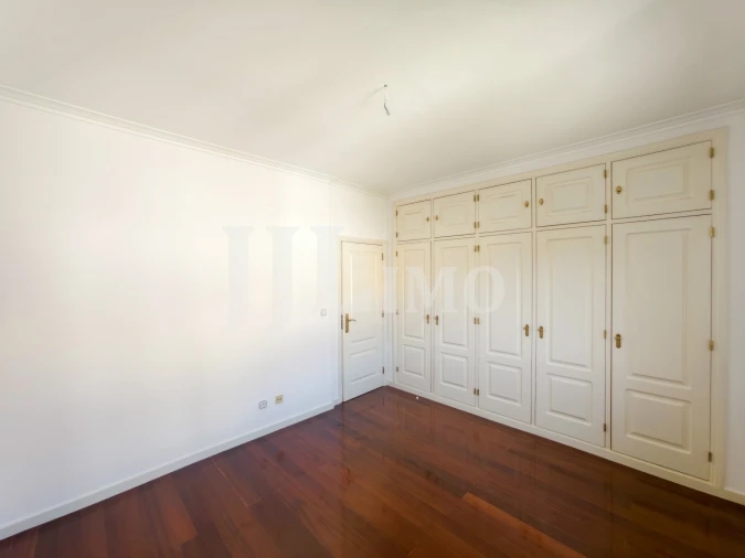 Apartamento T4 para Venda em Cascais e Estoril Foto 32