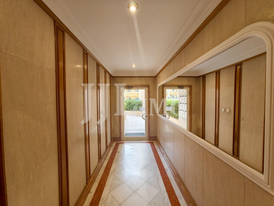 Apartamento T4 para Venda em Cascais e Estoril Foto 2