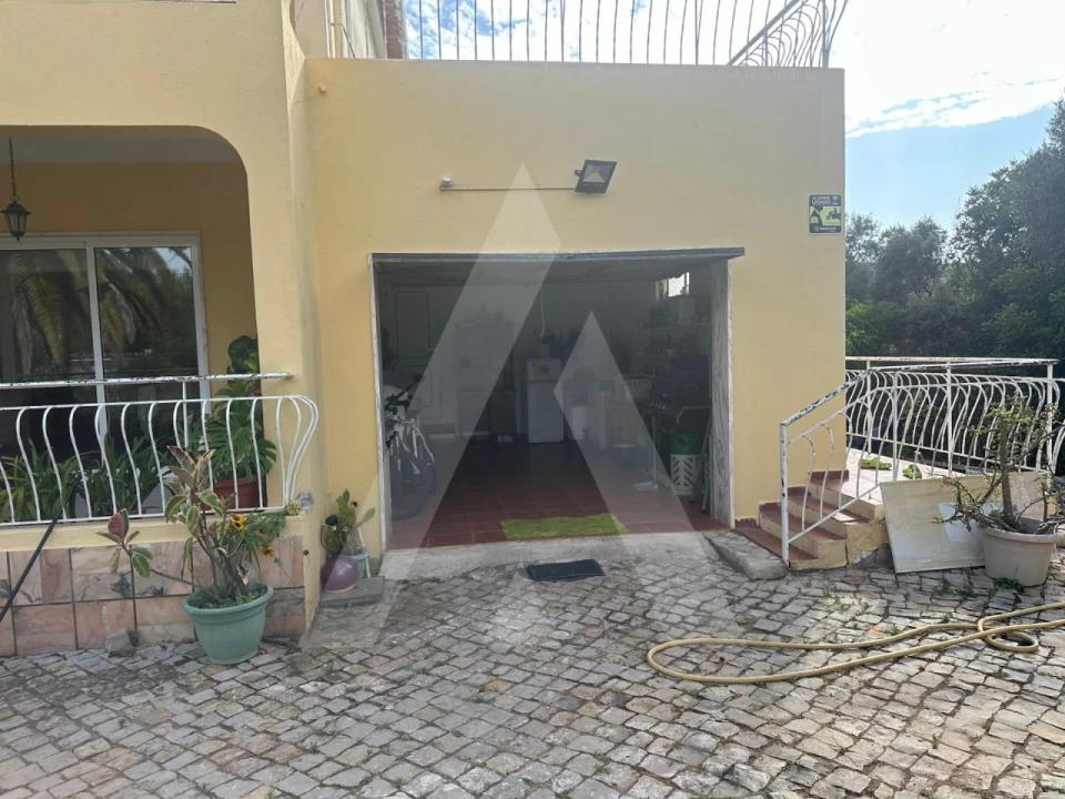 Moradia T7 para Venda em Santa Barbara de Nexe Foto 27