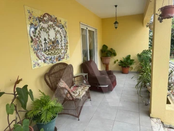 Moradia T7 para Venda em Santa Barbara de Nexe