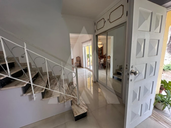 Moradia T7 para Venda em Santa Barbara de Nexe Foto 49