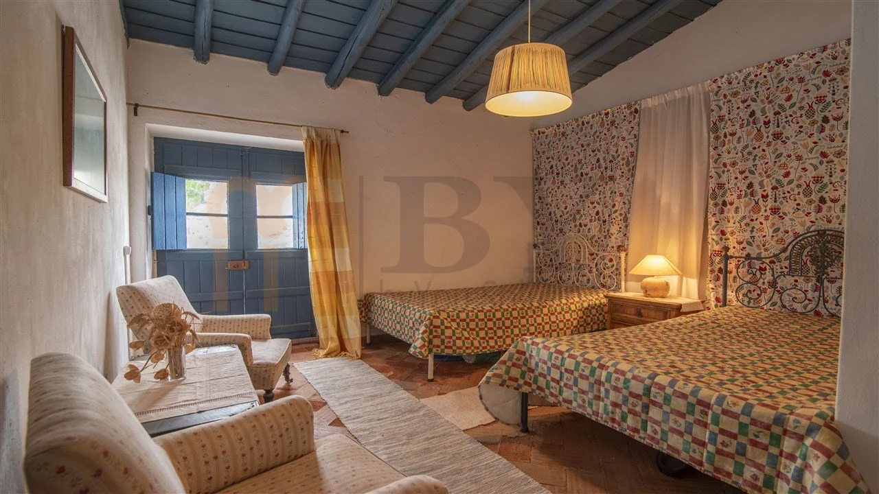 Moradia T4 para Venda em Santana de Cambas Foto 11