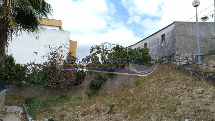 Terreno para Venda em Alverca do Ribatejo e Sobralinho Foto 2