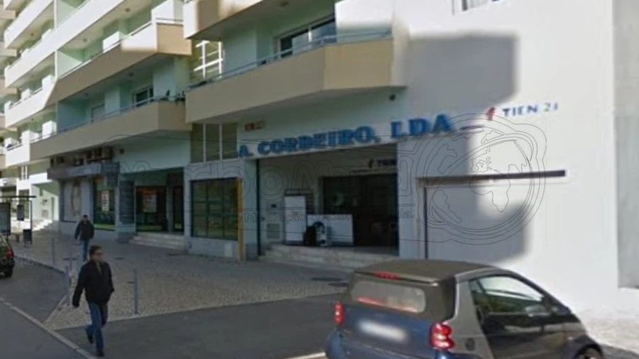 Loja para Venda em Alverca do Ribatejo e Sobralinho