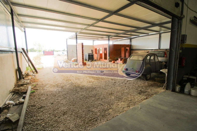 Armazém para Venda em Salvaterra de Magos e Foros de Salvaterra Foto 5