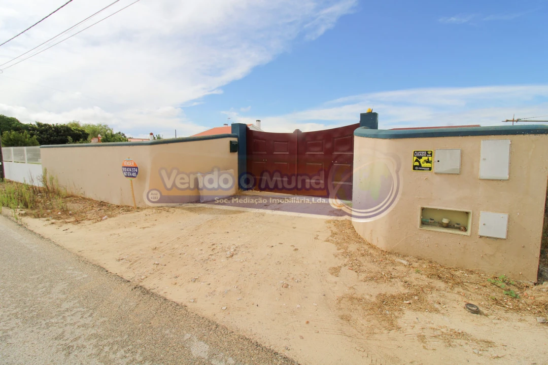 Armazém para Venda em Salvaterra de Magos e Foros de Salvaterra Foto 14