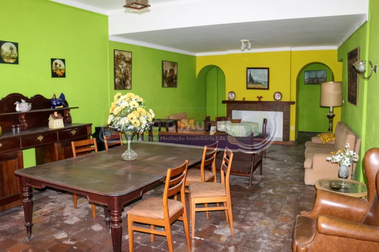 Prédio para Venda em Mora Foto 5