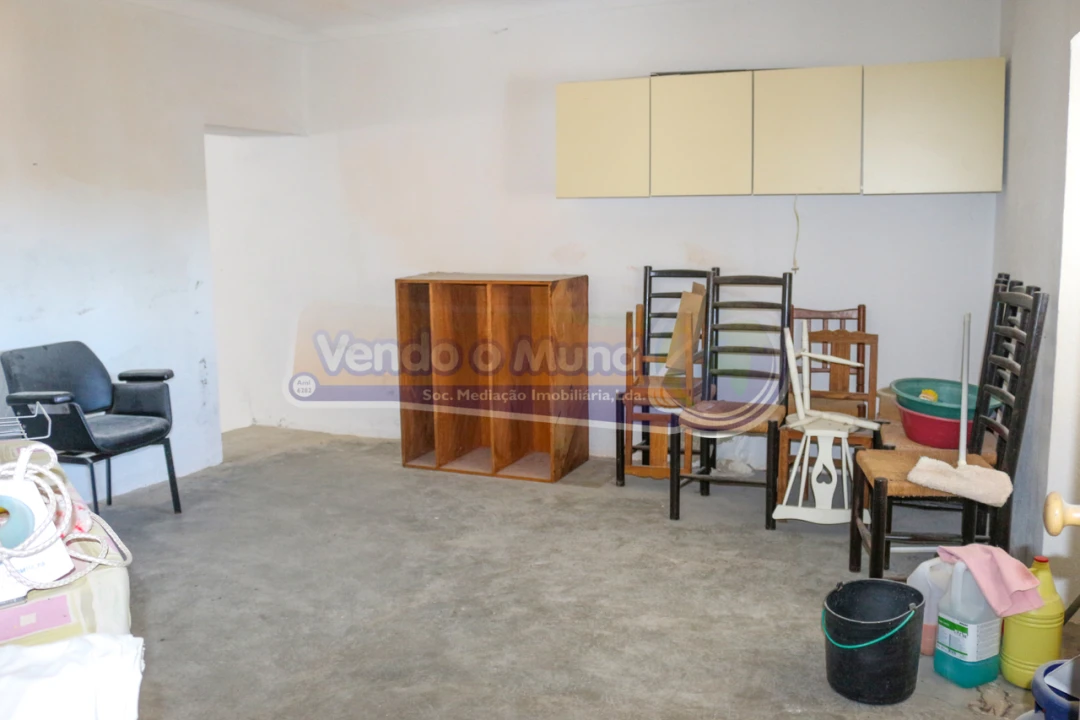 Prédio para Venda em Mora Foto 10