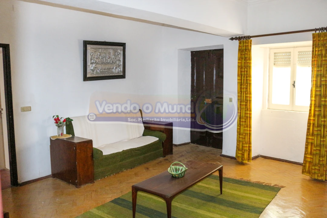 Prédio para Venda em Mora Foto 7