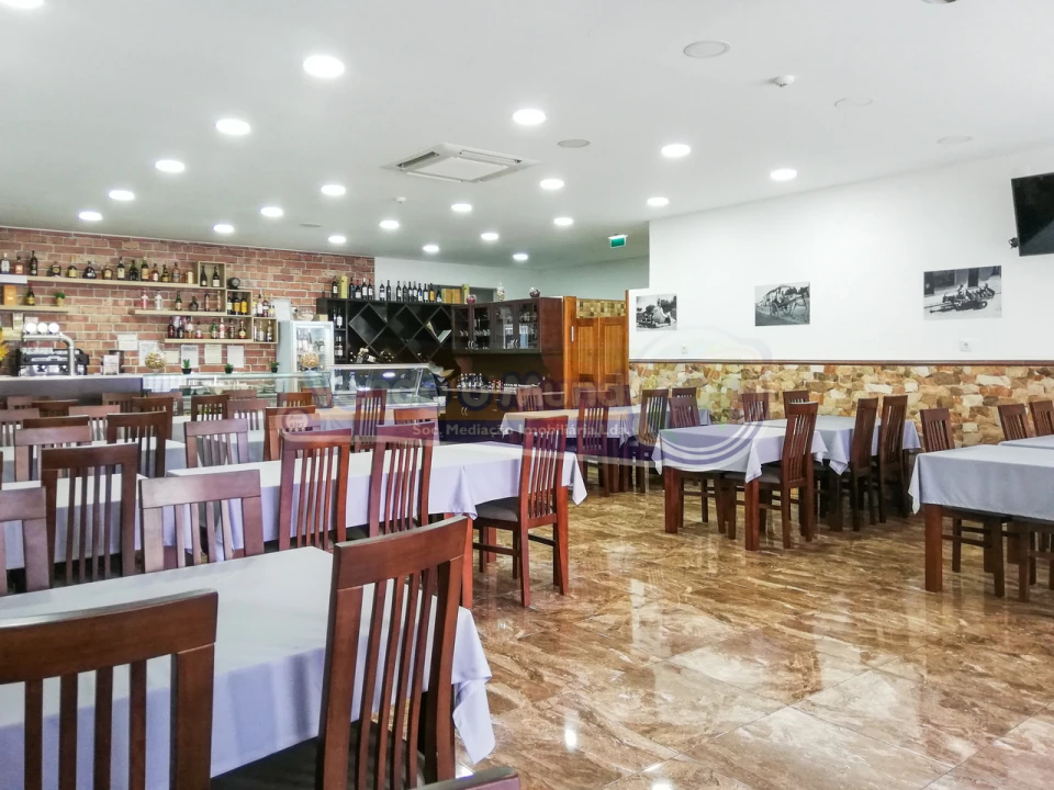 Loja para Venda em Samora Correia Foto 3