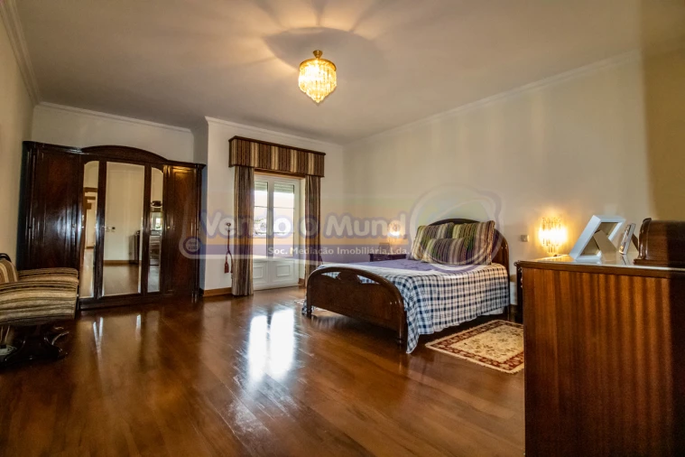 Moradia T5 para Venda em Samora Correia Foto 20