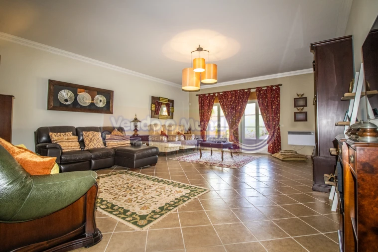 Moradia T5 para Venda em Samora Correia Foto 10