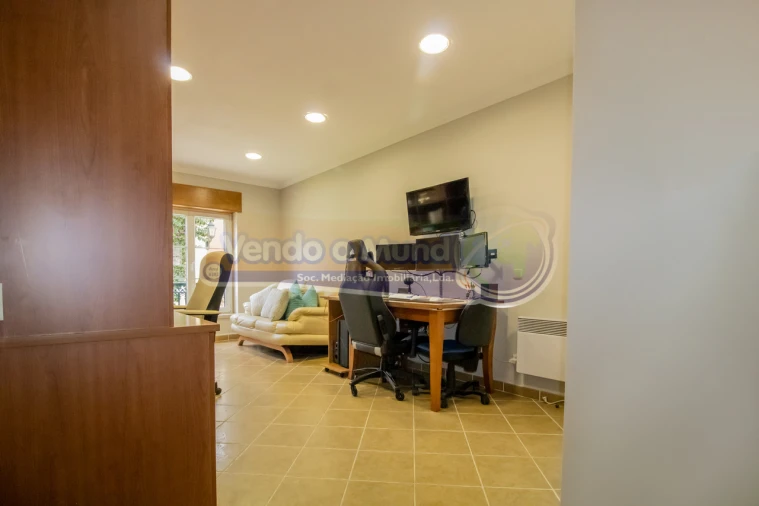 Moradia T5 para Venda em Samora Correia Foto 16