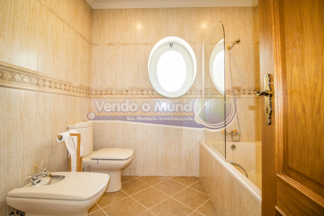 Moradia T5 para Venda em Samora Correia Foto 14