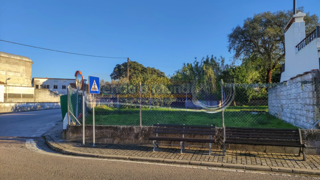 Terreno para Venda em Mora Foto 1