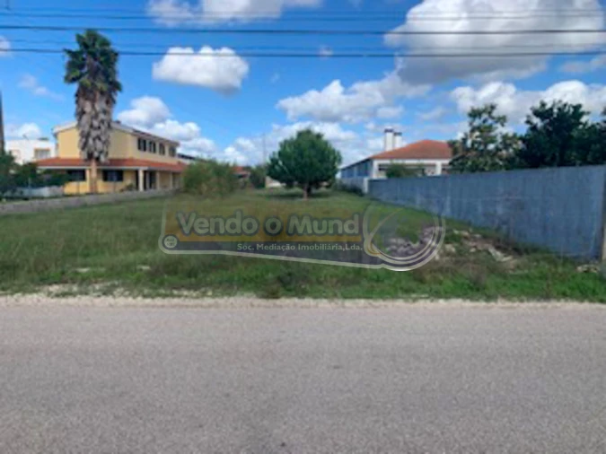 Terreno para Venda em Salvaterra de Magos e Foros de Salvaterra Foto 2
