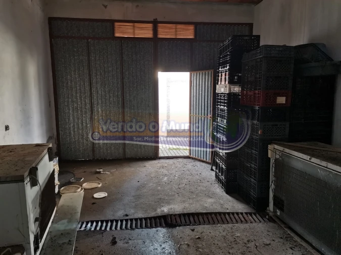 Loja para Venda em Cabeção Foto 12