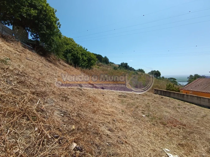 Terreno para Venda em Vila Franca de Xira Foto 2