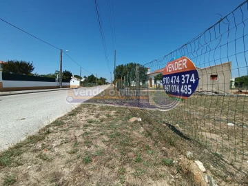 Terreno para Venda em Benavente