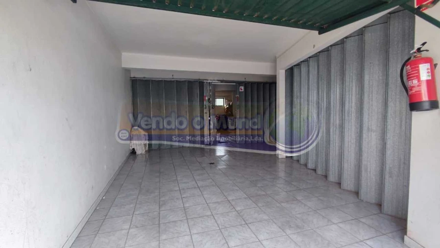 Garagem para Venda em Samora Correia