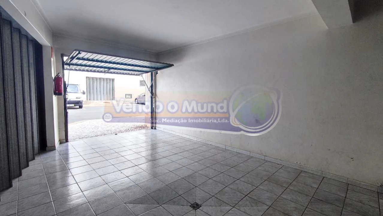 Garagem para Venda em Samora Correia Foto 4