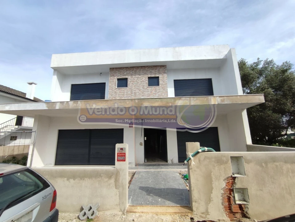 Moradia T4 para Venda em Santa Iria de Azoia, São João da Talha e Bobadela Foto 12