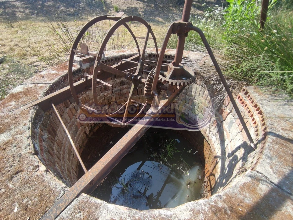 Quinta T2 para Venda em Mora Foto 13