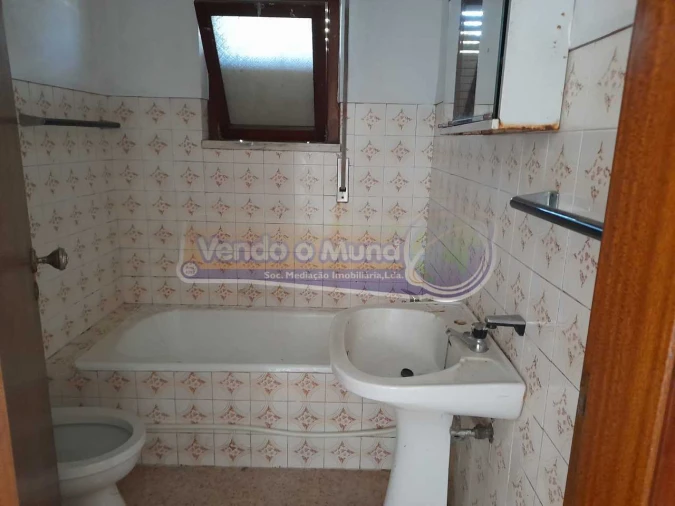 Moradia T3 para Venda em Biscainho Foto 11