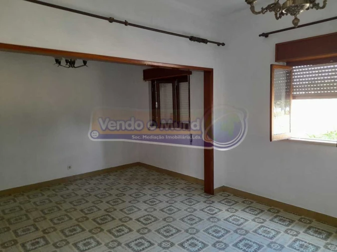 Moradia T3 para Venda em Biscainho Foto 4