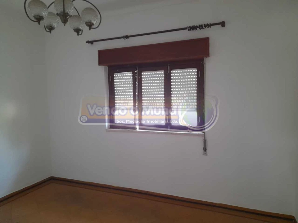 Moradia T3 para Venda em Biscainho Foto 9