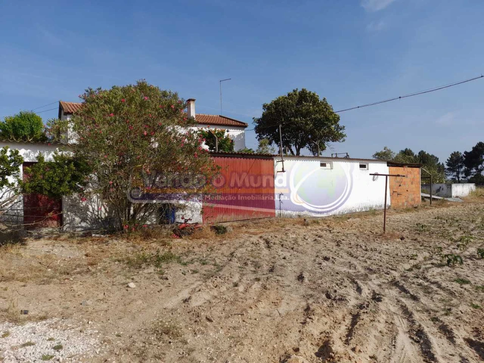 Moradia T3 para Venda em Biscainho Foto 16