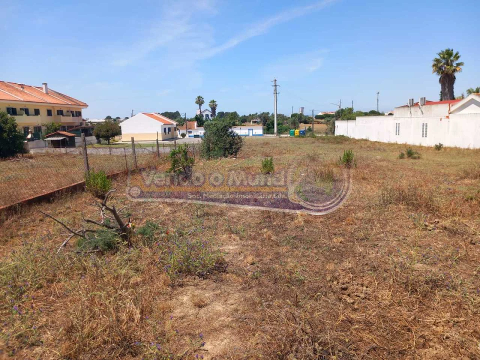 Terreno para Venda em Benavente Foto 1