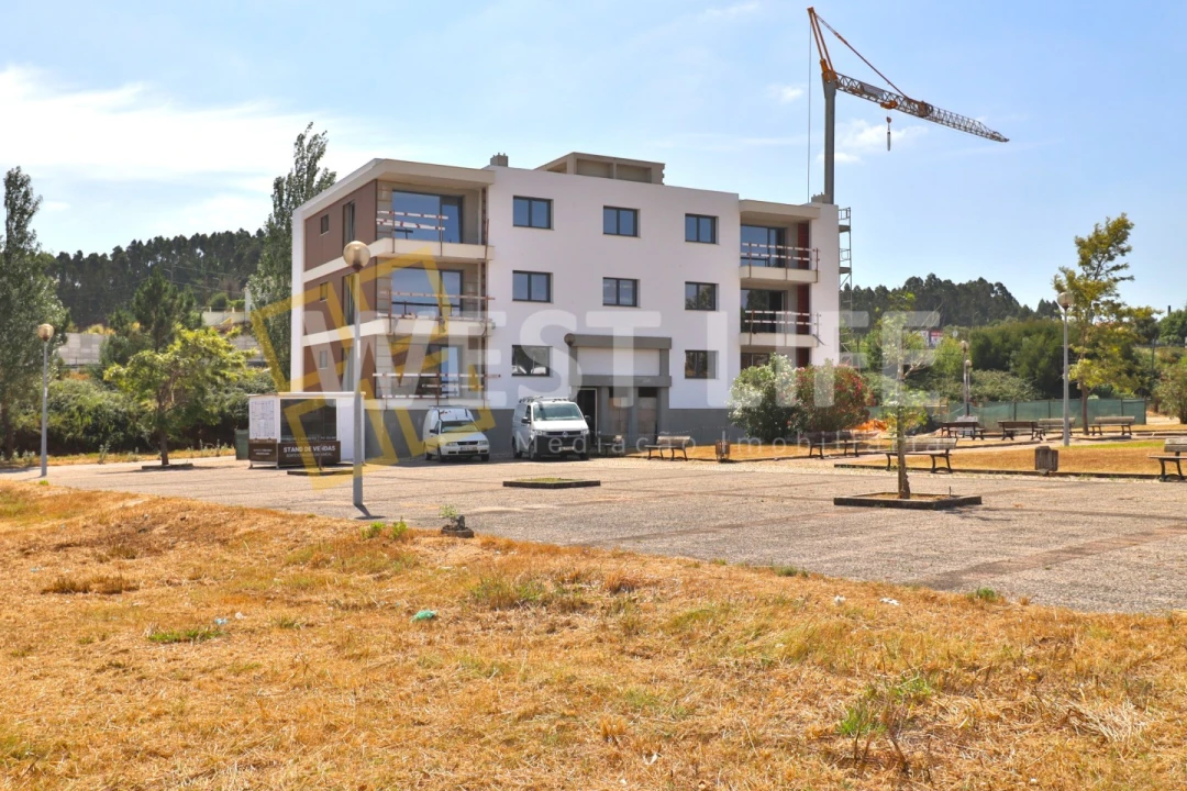 Apartamento T3 para Venda em Ramalhal Foto 3